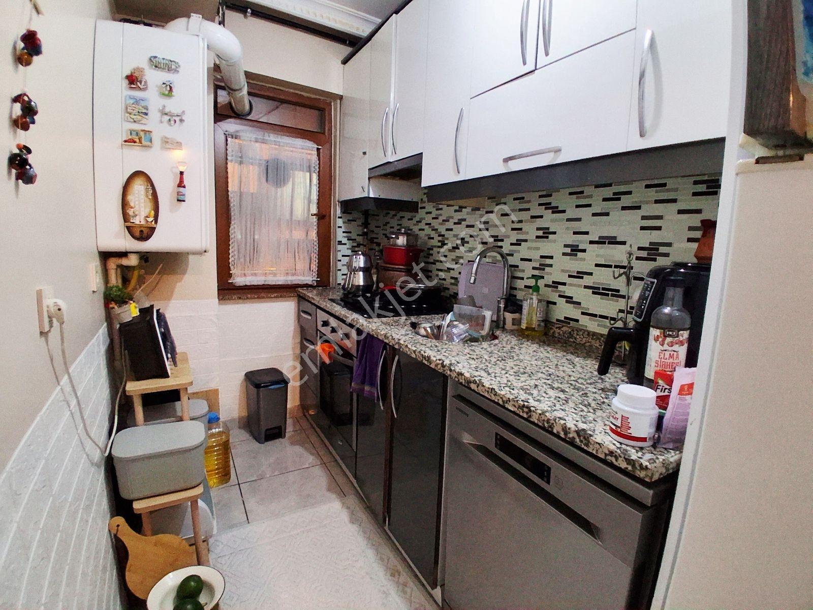 Yeşilova'da Satılık 2+1 Metrobüse Yakın — fotoğraf 2