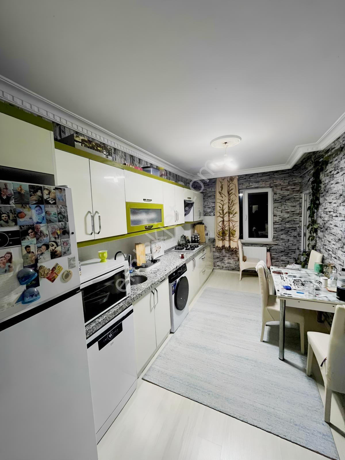 Full Eşyalı Satılık 2+1 8.noter Yanında — fotoğraf 8
