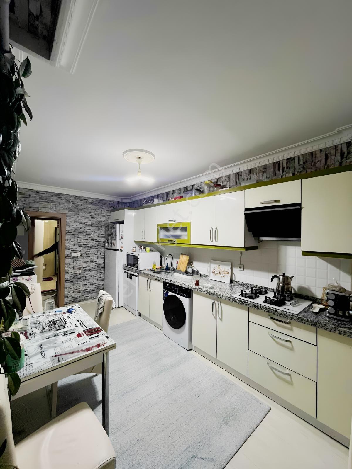 Full Eşyalı Satılık 2+1 8.noter Yanında — fotoğraf 9