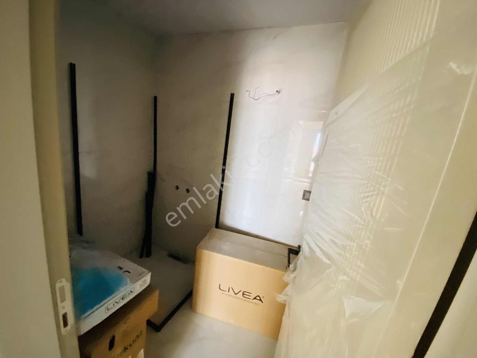 Merkezde Büyük Balkonlu Manzaralı Asansörlü 1+1daire — fotoğraf 19