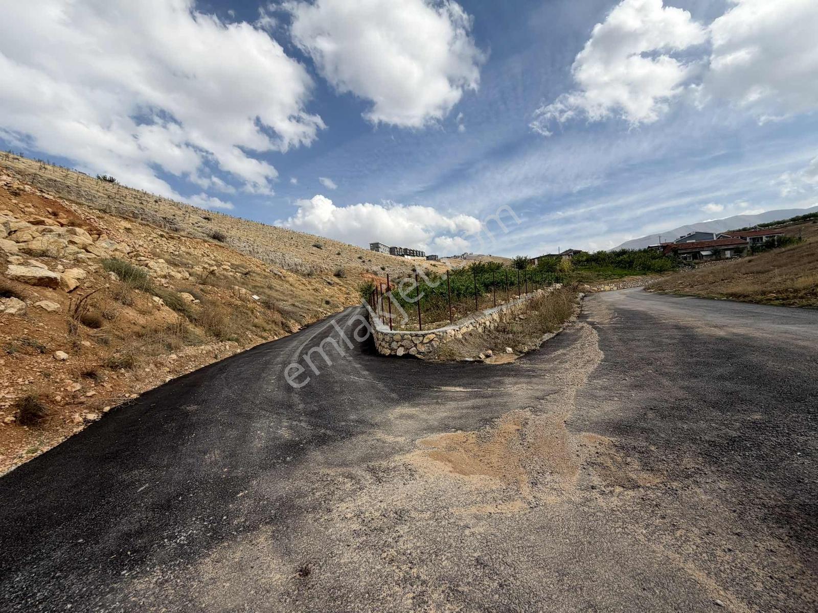 Yusuf Karadağlıdan Tecdede Acil Satılık Villa İmarlı Arsa — fotoğraf 4