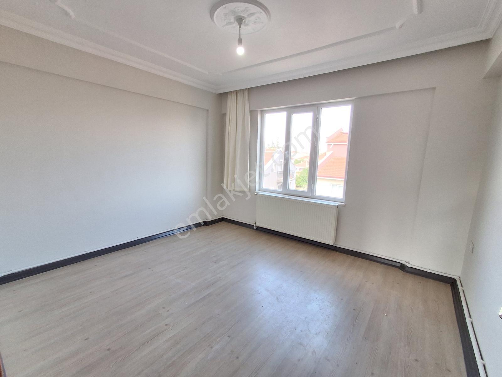 Yaman'dan Bolvadin Bağlarbaşı Mah. Satılık 4+1 Daire 167 M² — fotoğraf 12