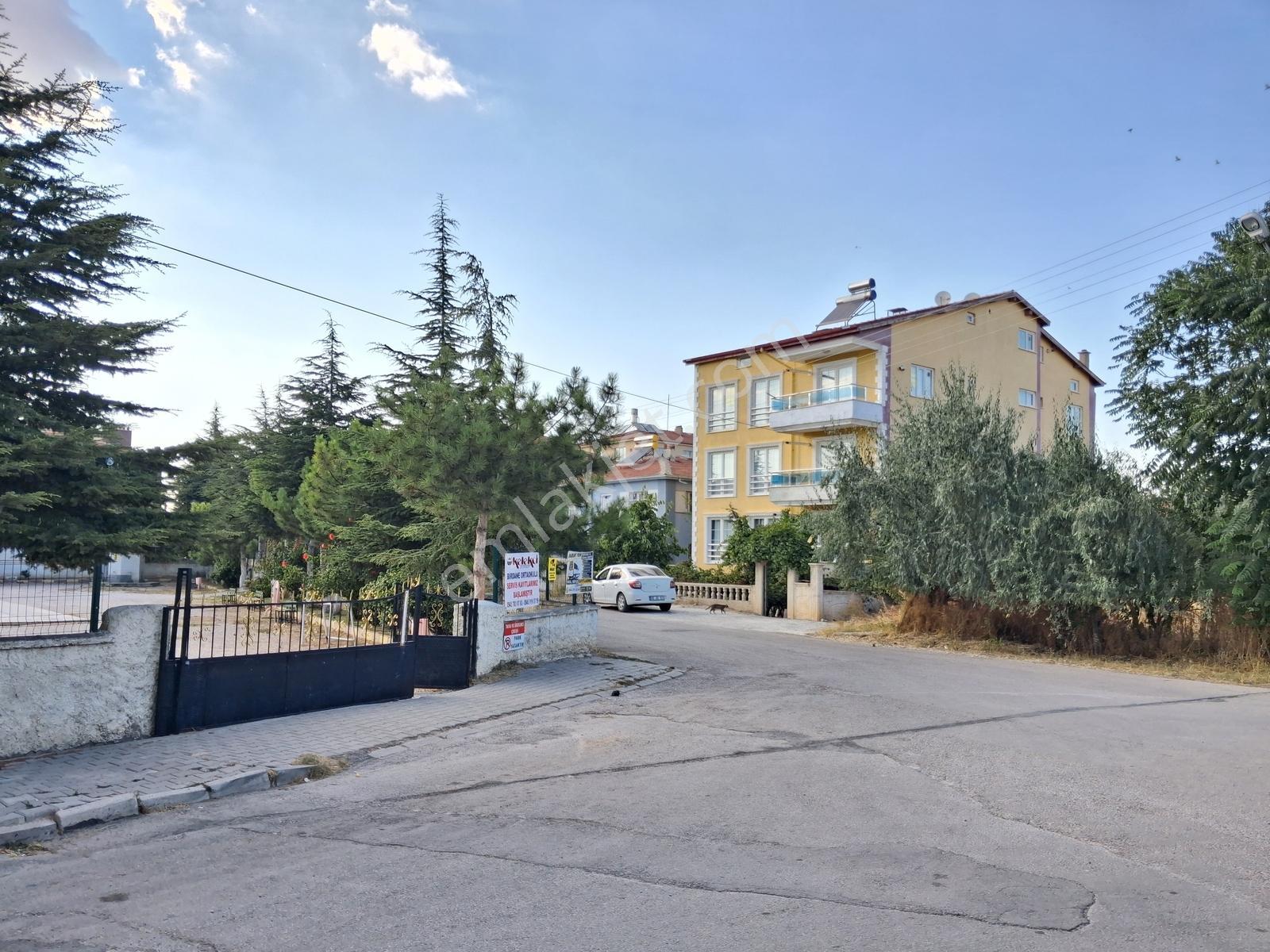 Yaman'dan Bolvadin Bağlarbaşı Mah. Satılık 4+1 Daire 167 M² — fotoğraf 29