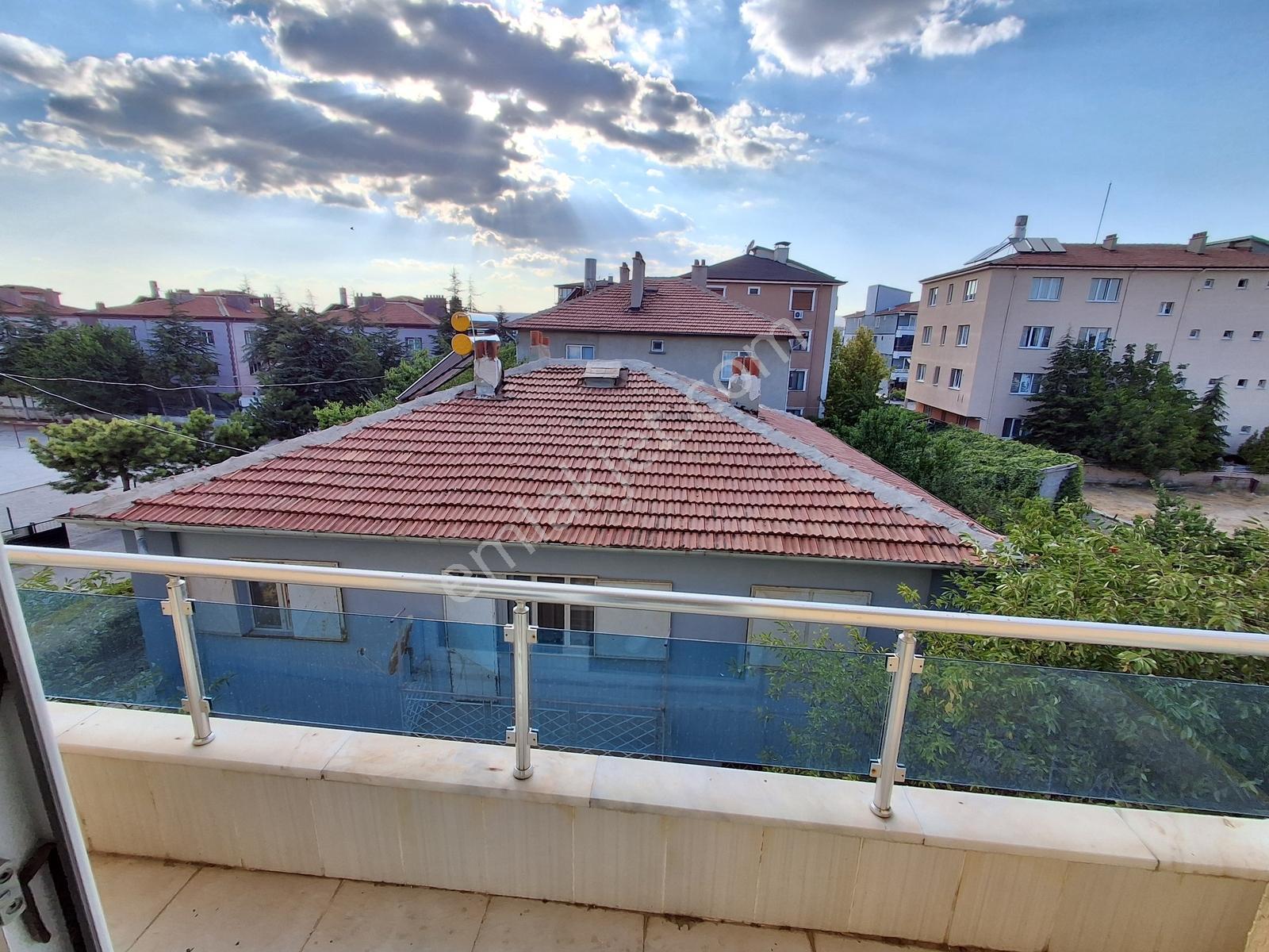 Yaman'dan Bolvadin Bağlarbaşı Mah. Satılık 4+1 Daire 167 M² — fotoğraf 32