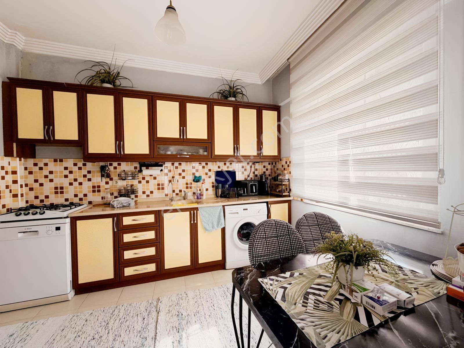 Muratpaşa Cumhuriyette Yaşam Hast.yanı Asansörlü Geniş*3+1* — fotoğraf 2