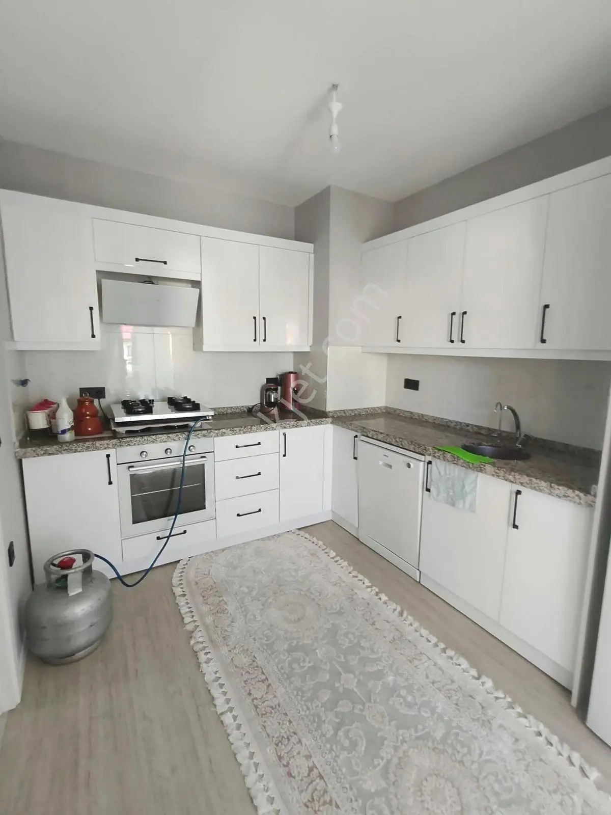 Efkaf Mahallesi’nde 4 + 2 Eşyaları İle Birlikte Satılık Dubleks — fotoğraf 2