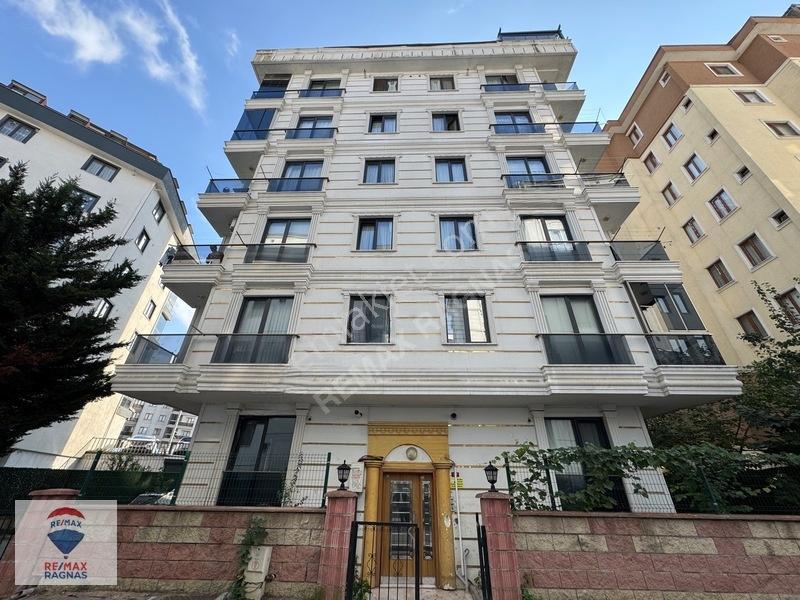 Taşdelen Güngören Mh 2+1 Yüksek & Ters Dubleks 110 M2 Satılık
