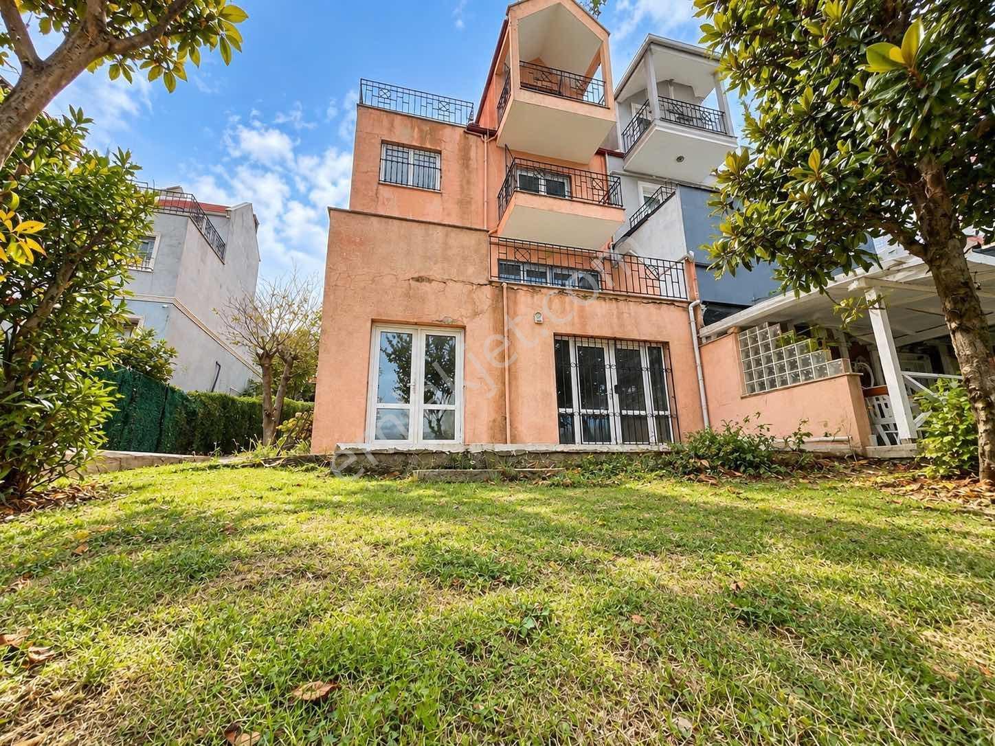 Finansman'dan..havuzlu Sitede..iyi Konumda..bahçeli..ikiz Villa — fotoğraf 4