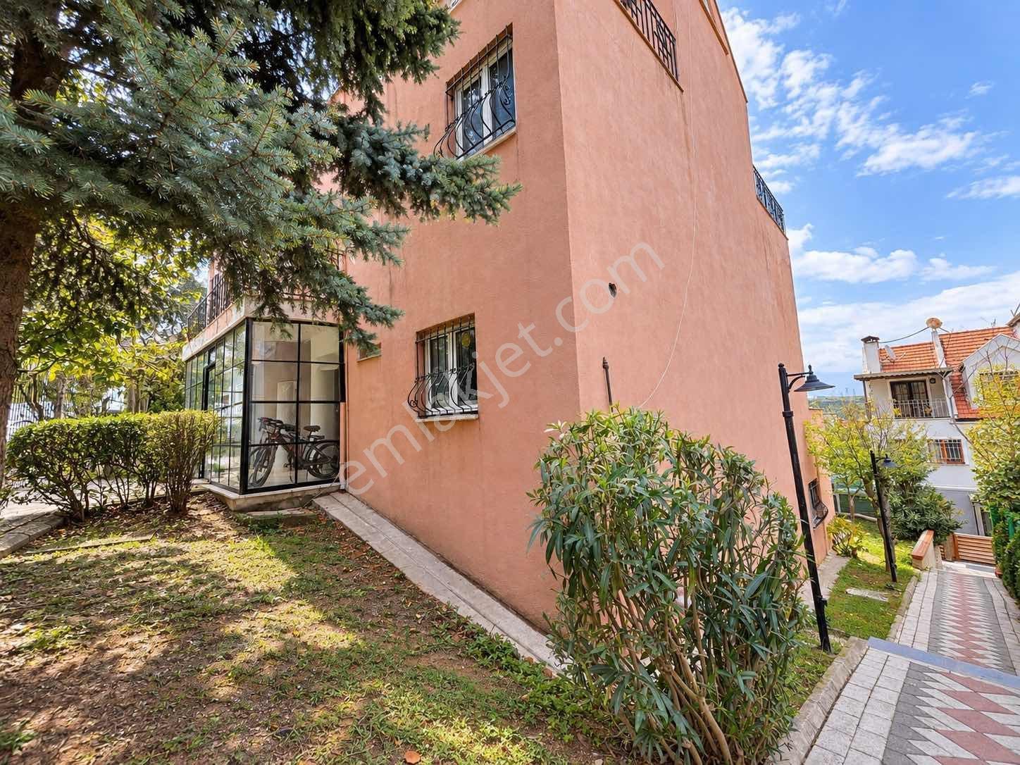 Finansman'dan..havuzlu Sitede..iyi Konumda..bahçeli..ikiz Villa — fotoğraf 14