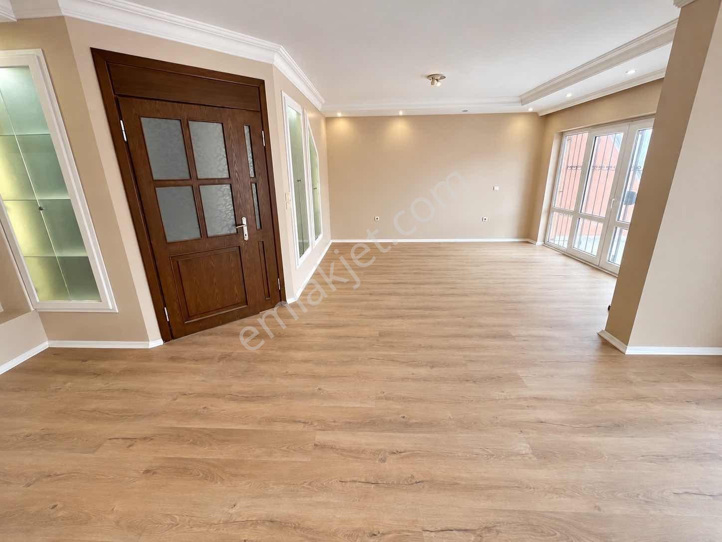 Finansman'dan..havuzlu Sitede..iyi Konumda..bahçeli..ikiz Villa — fotoğraf 18