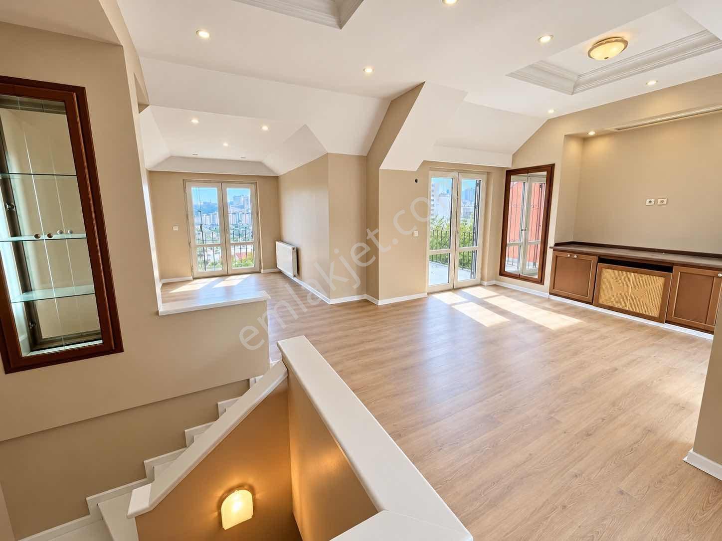 Finansman'dan..havuzlu Sitede..iyi Konumda..bahçeli..ikiz Villa — fotoğraf 35
