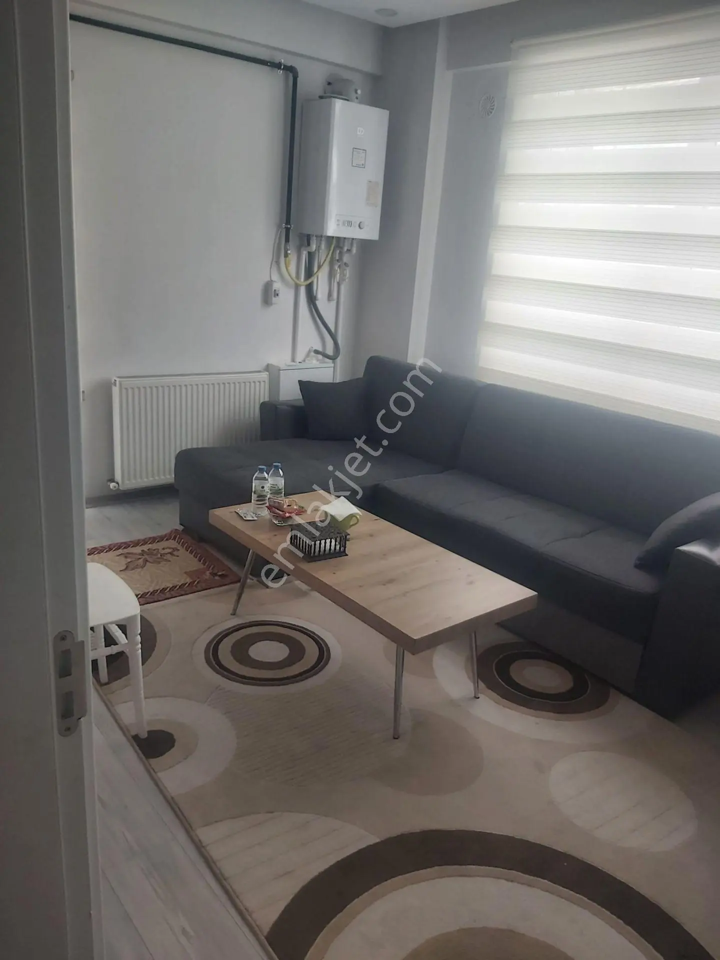 Satılık Eşyalı 1+1 Kombili Daire — fotoğraf 5