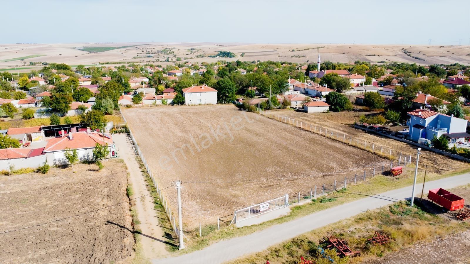 Edirne Kemal Köyde Köy Icı Arazi — fotoğraf 2