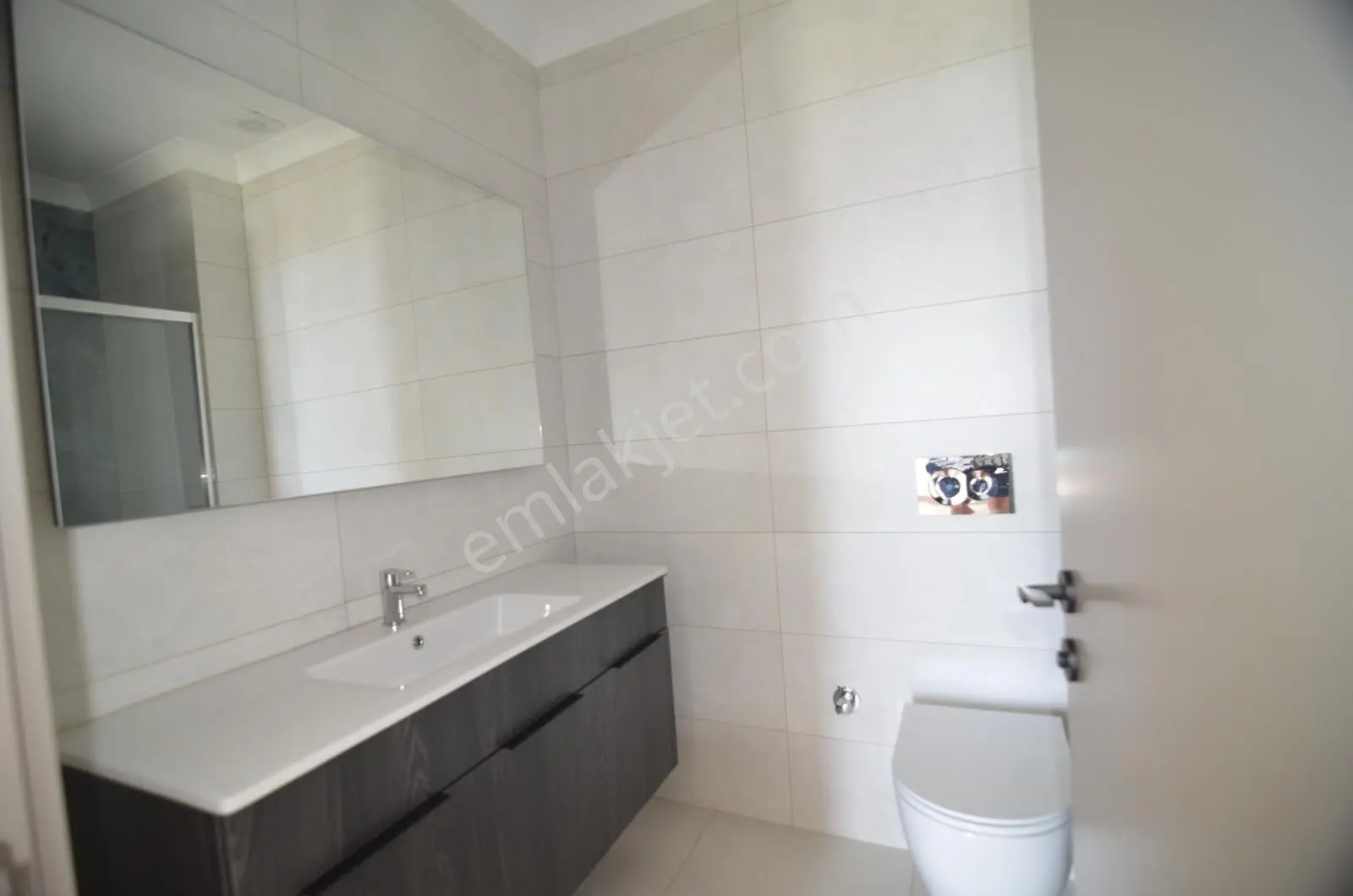 Alanya Küçüker Tower'da Havuzlu Site İçerisinde Satılık 1+1daire — fotoğraf 5