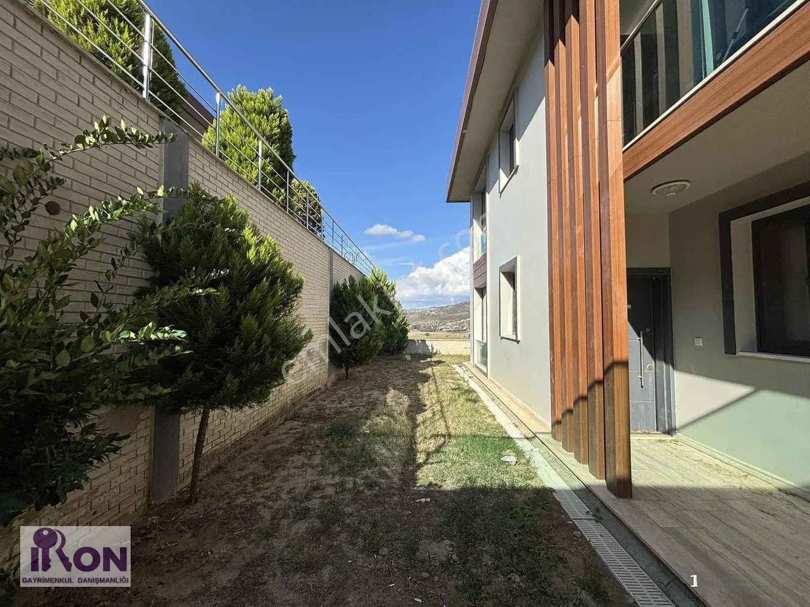 Dörttepede Güvenlikli Sitede, Havuzlu Ve Huzurlu Yaşam Fırsat — fotoğraf 7