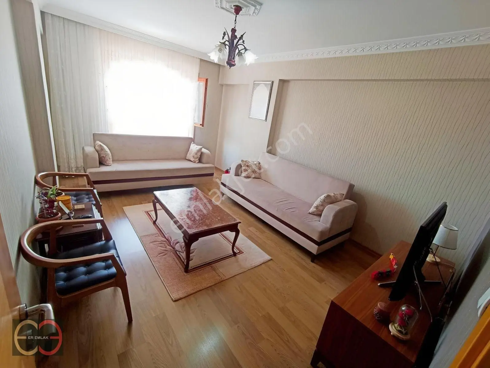 Keçiören Bademlik'te Asansörlü K.otoparklı Ön Cephe 4+1 Daire — fotoğraf 6