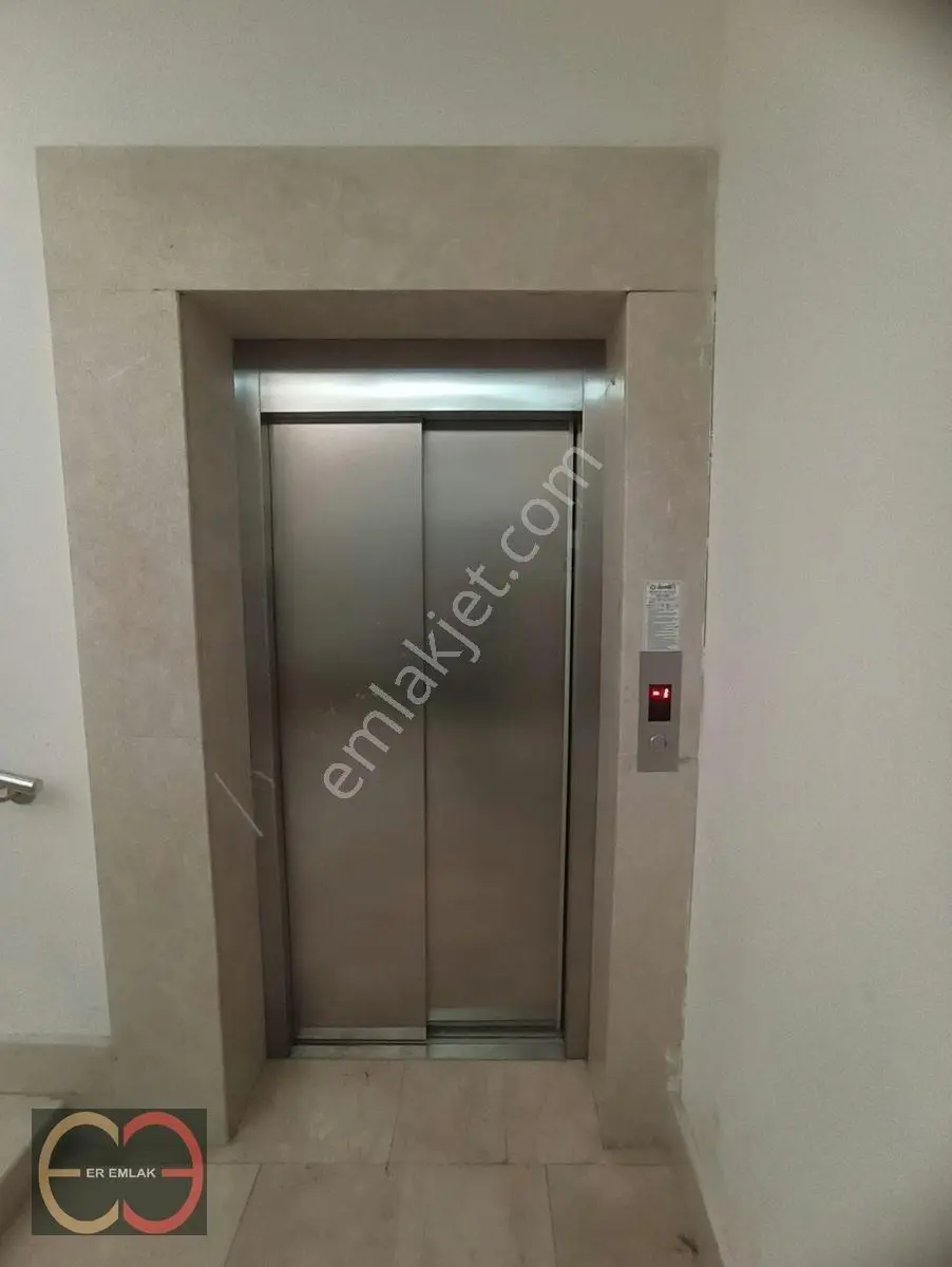 Keçiören Bademlik'te Asansörlü K.otoparklı Ön Cephe 4+1 Daire — fotoğraf 27