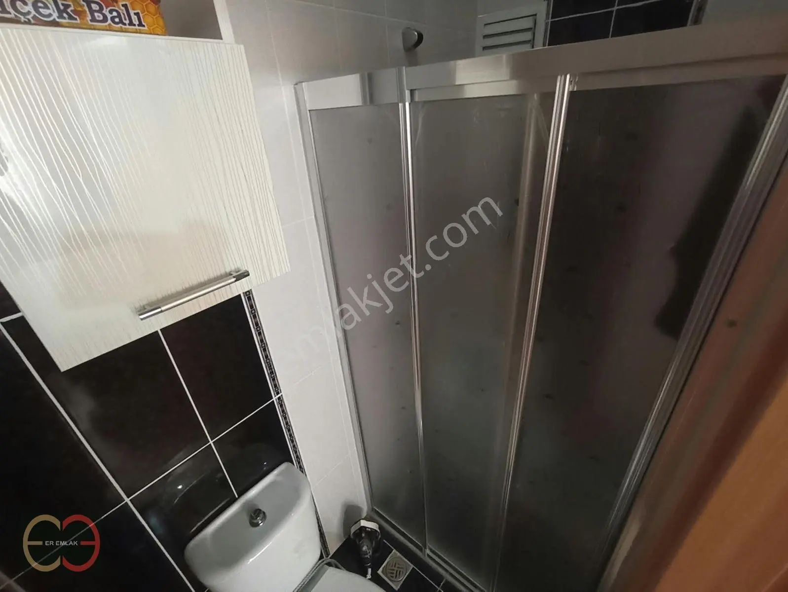 Keçiören Bademlik'te Asansörlü K.otoparklı Ön Cephe 4+1 Daire — fotoğraf 31