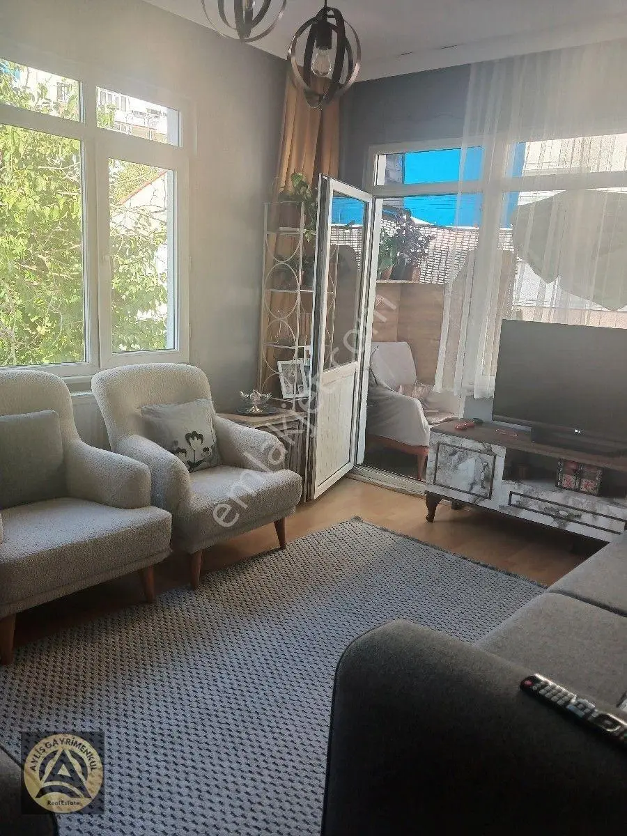 Sarıyer Merkez Maden Mahallesinde 2+1 Geniş Oturumlu Fırsat Satılık Daire