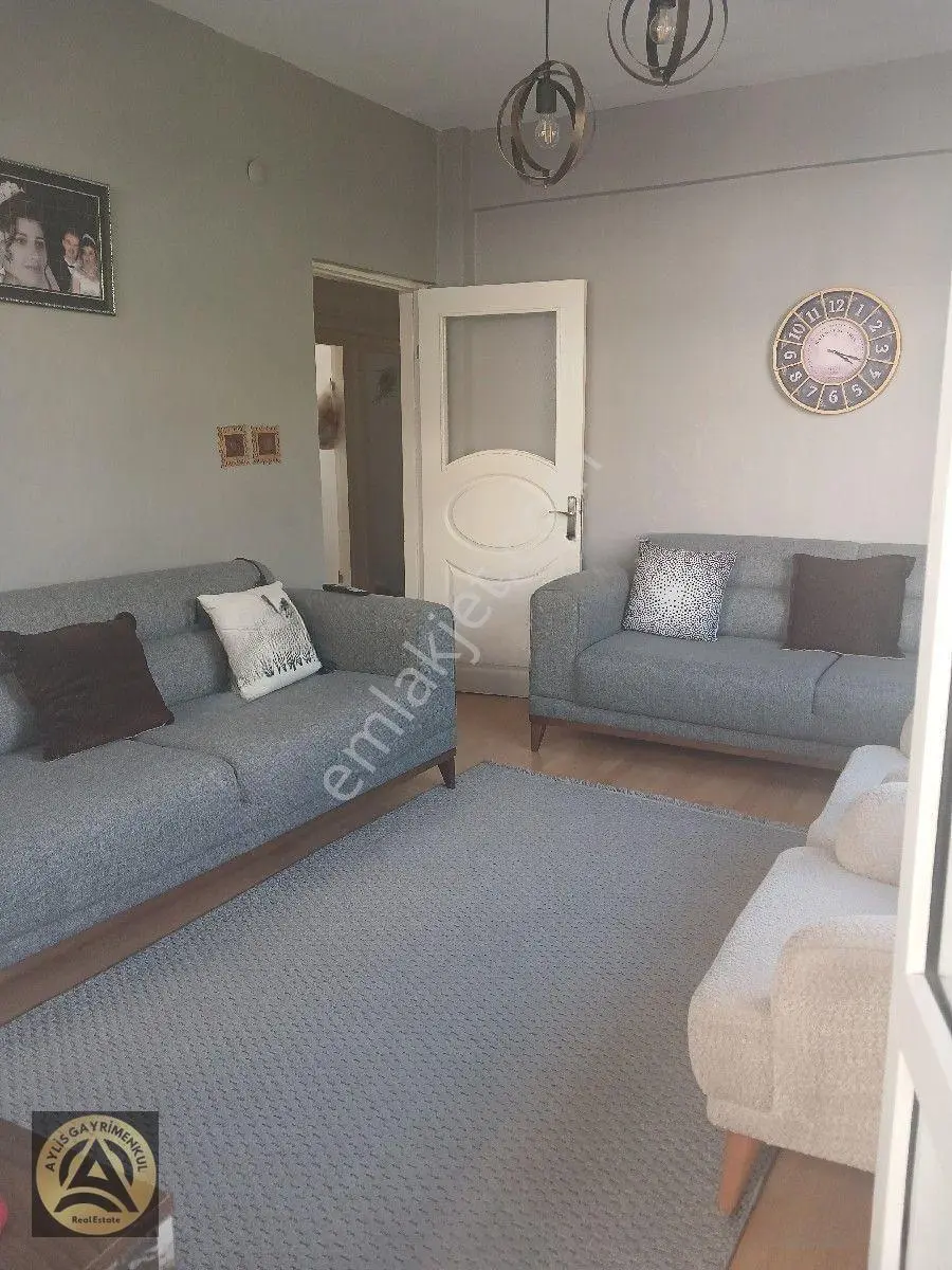 Sarıyer Merkez Maden Mahallesinde 2+1 Geniş Oturumlu Fırsat Satılık Daire — fotoğraf 6