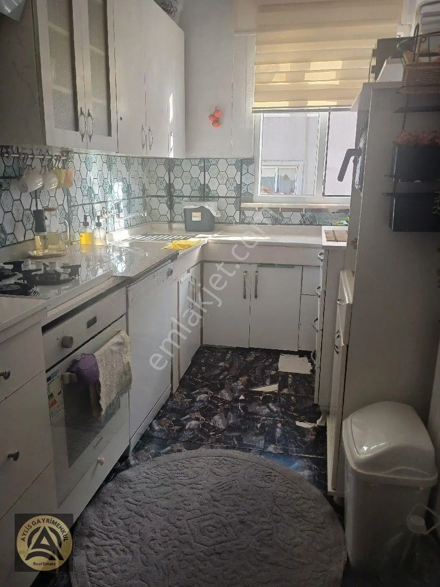 Sarıyer Merkez Maden Mahallesinde 2+1 Geniş Oturumlu Fırsat Satılık Daire — fotoğraf 14