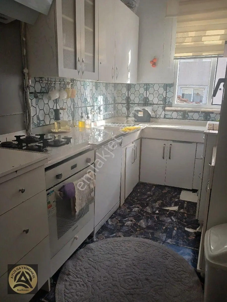 Sarıyer Merkez Maden Mahallesinde 2+1 Geniş Oturumlu Fırsat Satılık Daire — fotoğraf 15