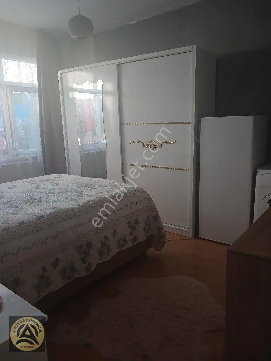 Sarıyer Merkez Maden Mahallesinde 2+1 Geniş Oturumlu Fırsat Satılık Daire — fotoğraf 16
