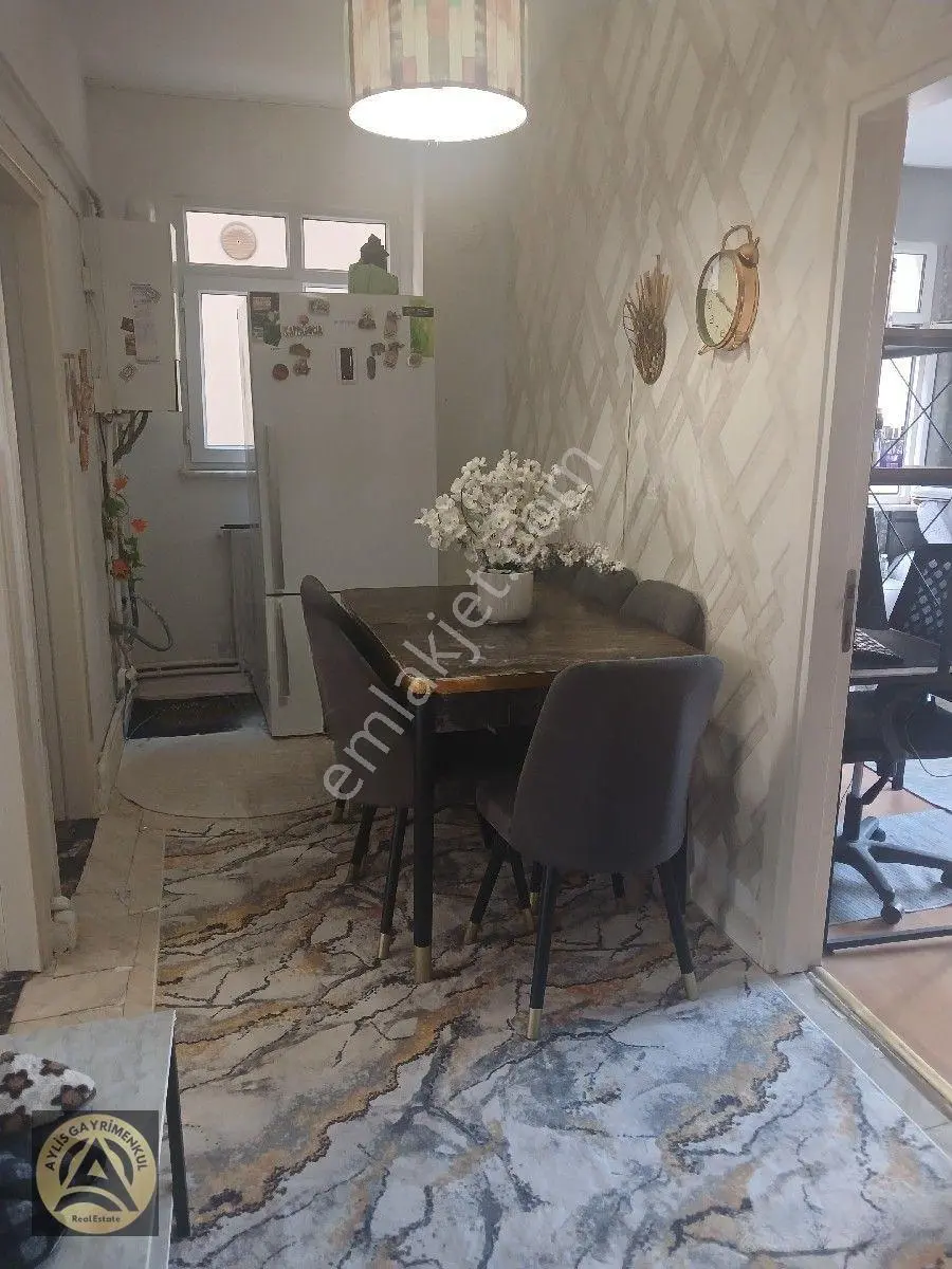 Sarıyer Merkez Maden Mahallesinde 2+1 Geniş Oturumlu Fırsat Satılık Daire — fotoğraf 22