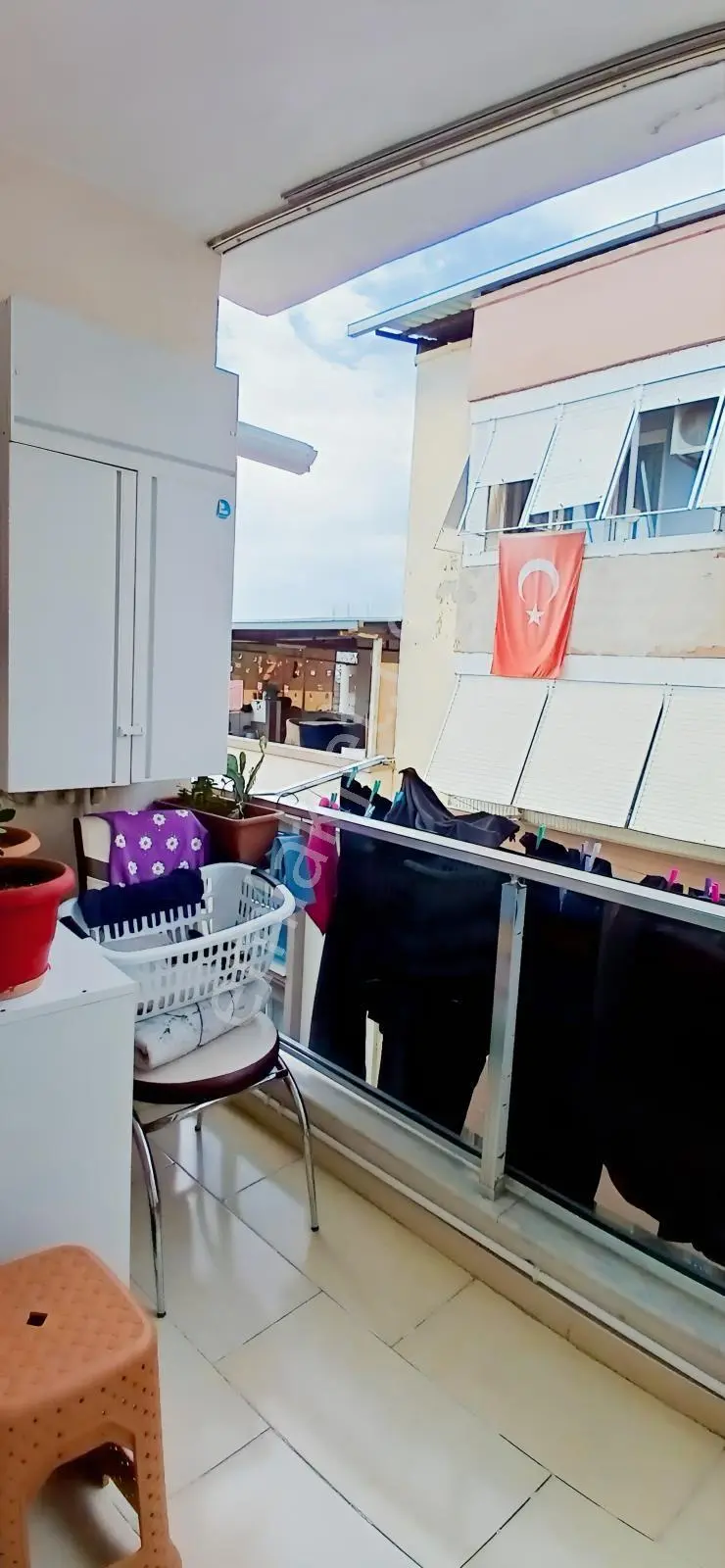 Uçanyol A Çok Yakın, 13 Yıllık Bina, Menderes Ve Onat Cad, 2+1 — fotoğraf 28