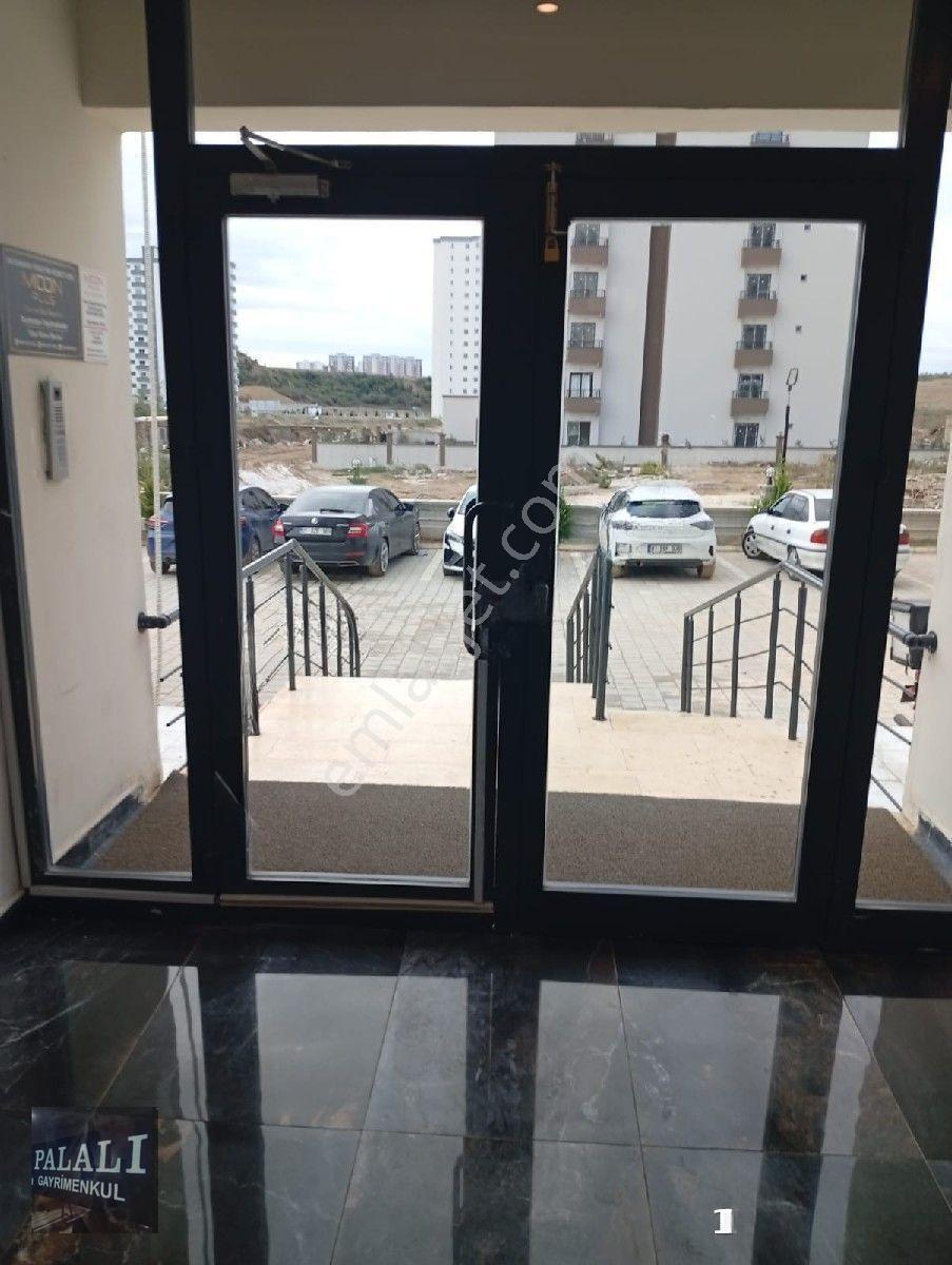Adana Sarıçam Gülte De Satılk 1+1 Daire Zemin Yüksek Giriş Eşyasız — fotoğraf 2