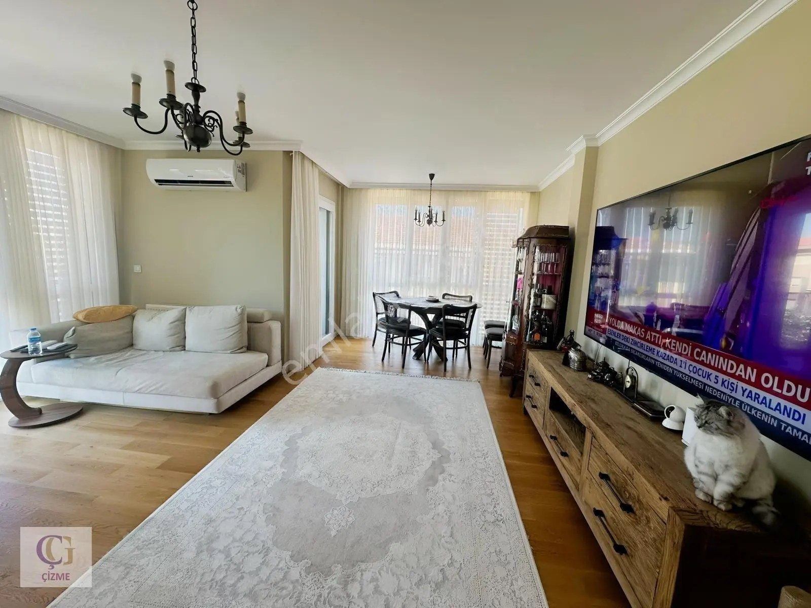 Çizme Gayrimenkul'Den Havuzlu Site İçinde Satılık 3+1
