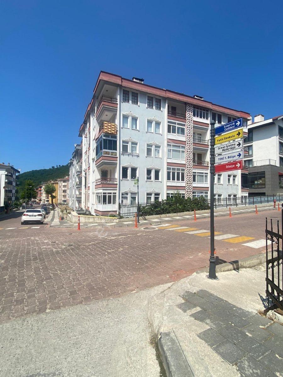 Yine * Zeybek*den Bozkurt Merkez * De 2+1 / 110.m2 .3.balkonlu — fotoğraf 2