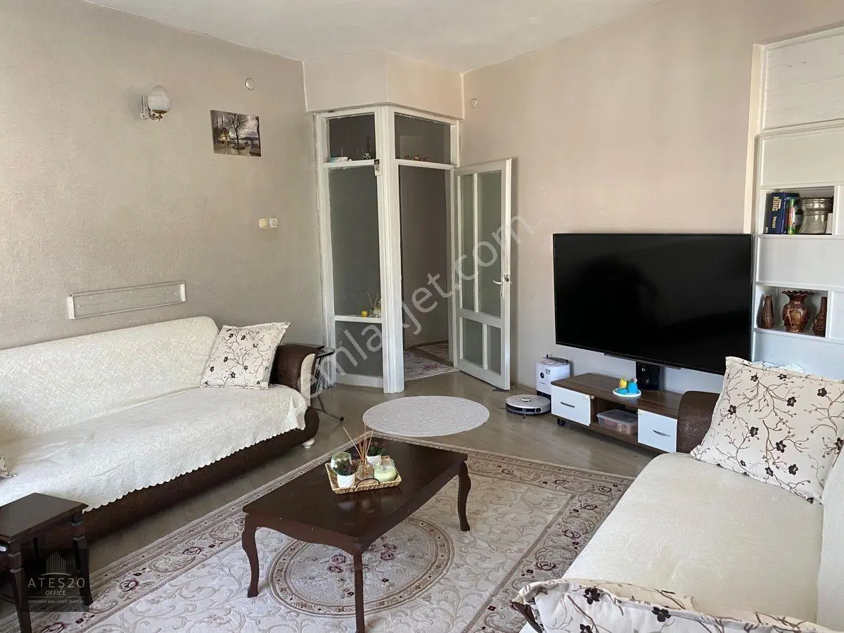 15 Mayıs 3+1 Arakat Acil Satılık Fırsat Daire … — fotoğraf 15