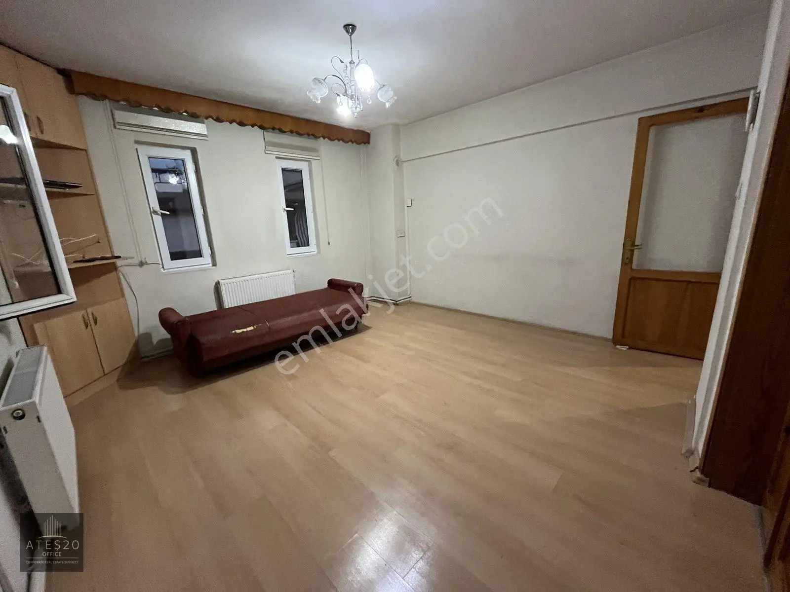 Karaman Mahallesi'nde 200 Mt 4+1 4 Balkonlu — fotoğraf 33