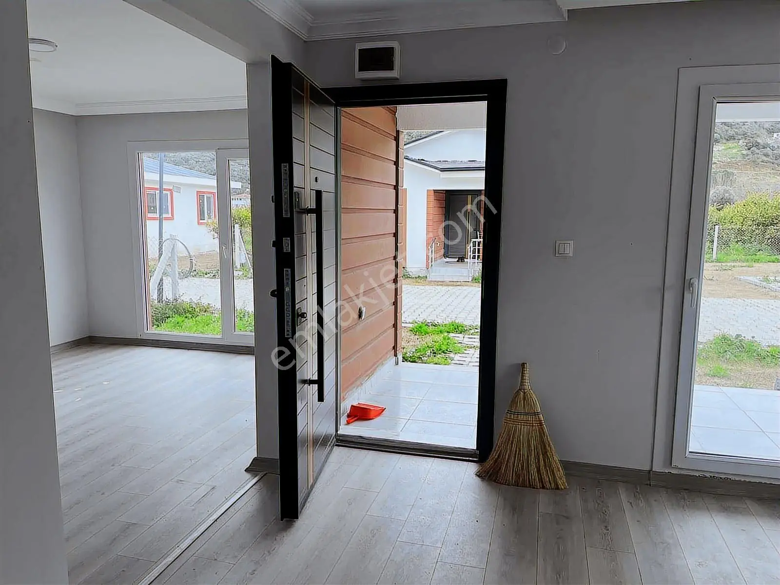 Coldwell Banker Menderes Dogayla Ic Ice, Guvenlikli Kooperatif — fotoğraf 28