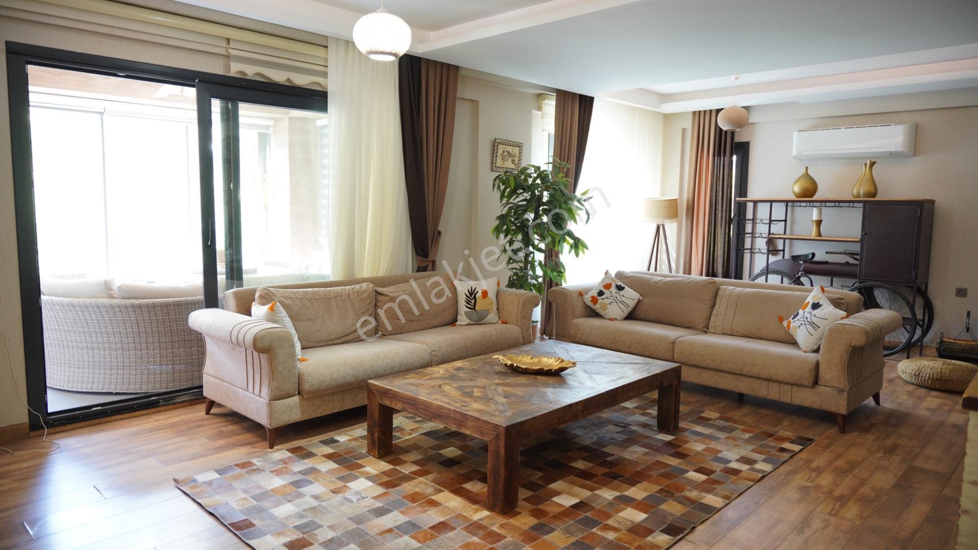 Yaşam Köşkleri'nde Satılık 4+2 - Özel Havuzlu Villa — fotoğraf 7