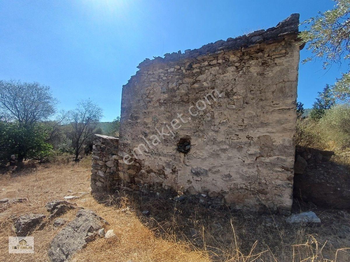 Mugla Milas Kızılagac'Ta Satilik Harap Ev Ve Arsası
