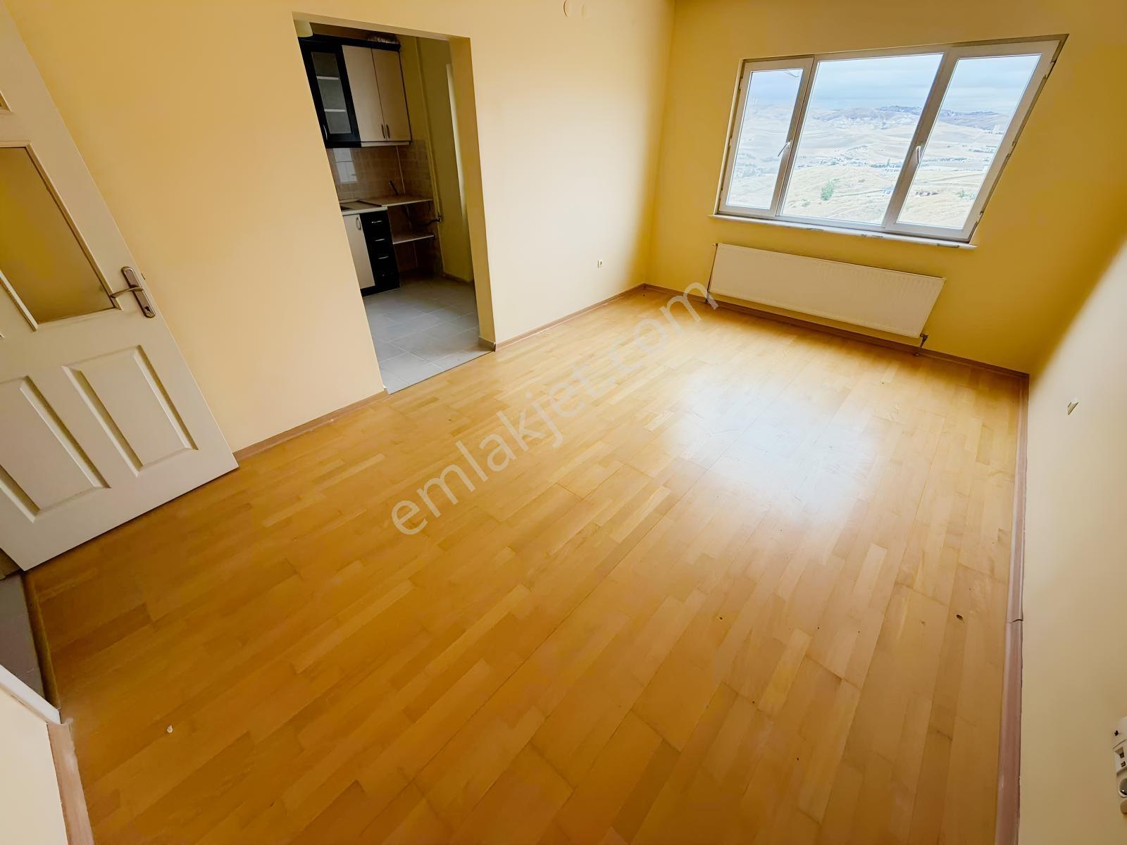 Toki Turkuazda Bakımlı Temiz Satılık 2+1 Daire — fotoğraf 18