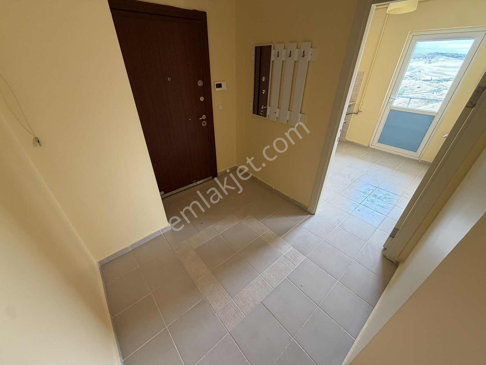 Toki Turkuazda Bakımlı Temiz Satılık 2+1 Daire — fotoğraf 21