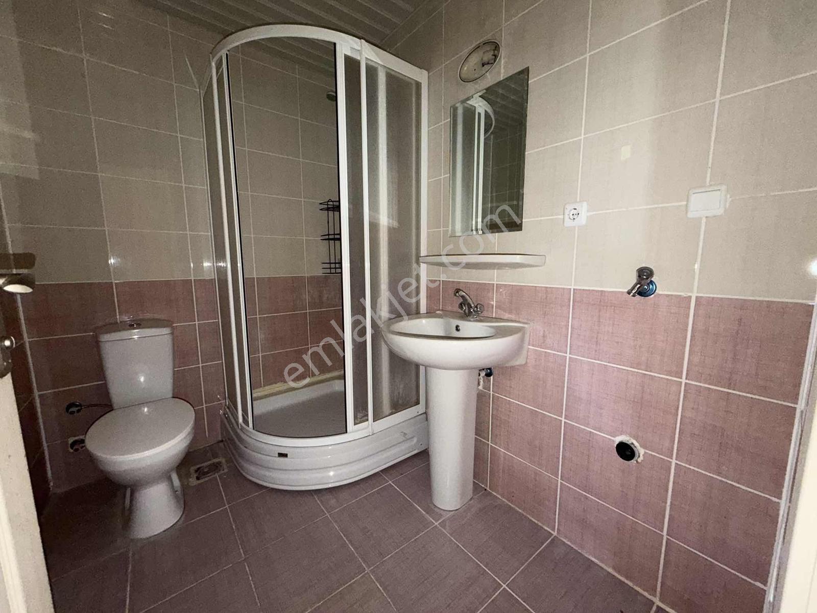 Toki Turkuazda Bakımlı Temiz Satılık 2+1 Daire — fotoğraf 24