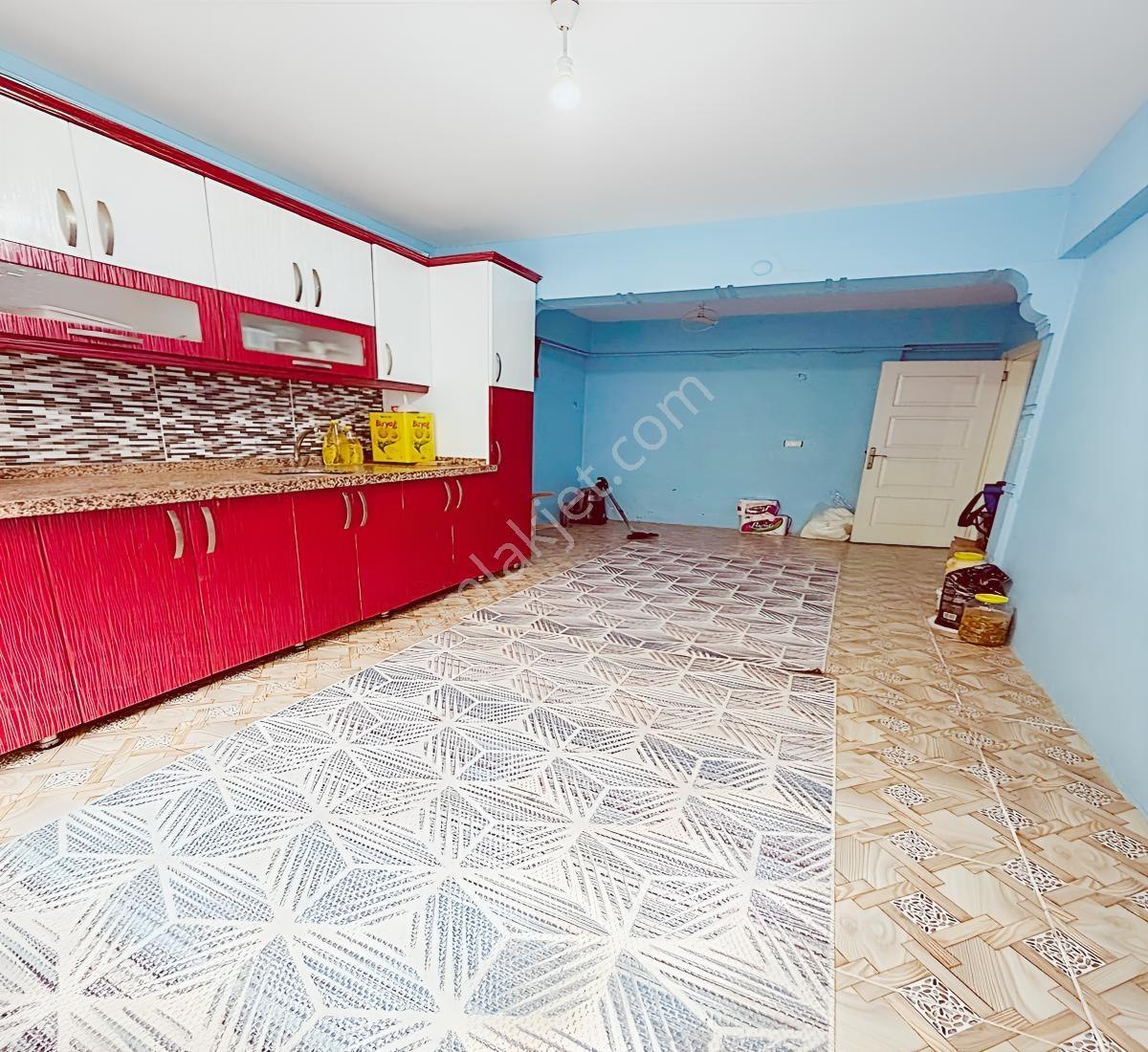 Kıraç Yürüyüş Yolunda Aciliyetten Dolayı Bedava Fiyata 1+1 Daire — fotoğraf 3