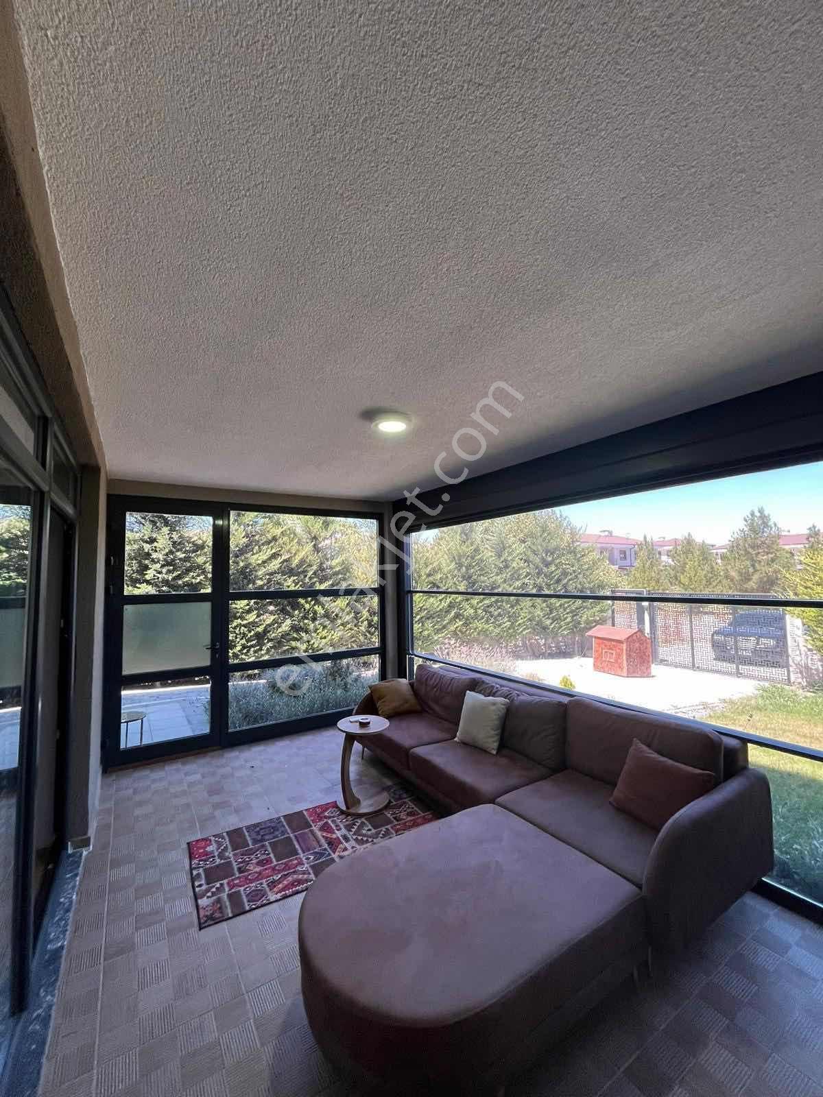 Meram Hatıpta 4+1 Satılık İkiz Villa — fotoğraf 16