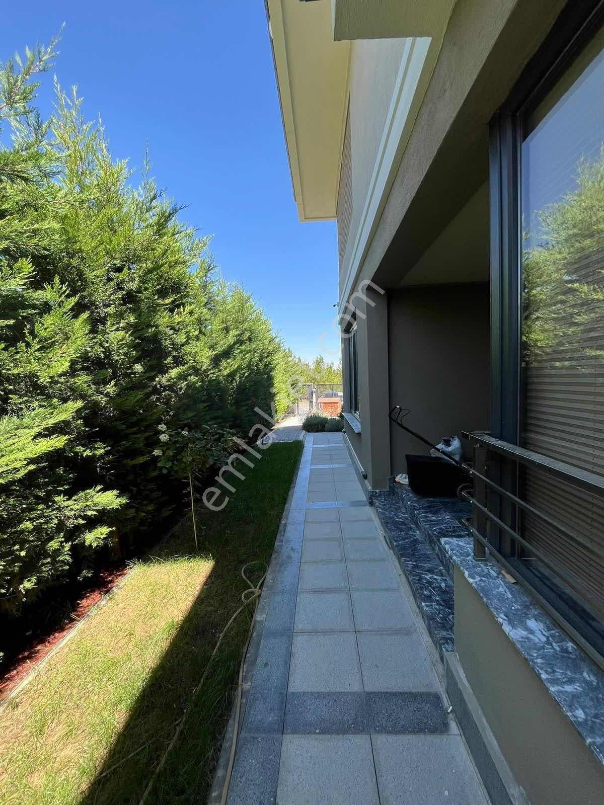 Meram Hatıpta 4+1 Satılık İkiz Villa — fotoğraf 17