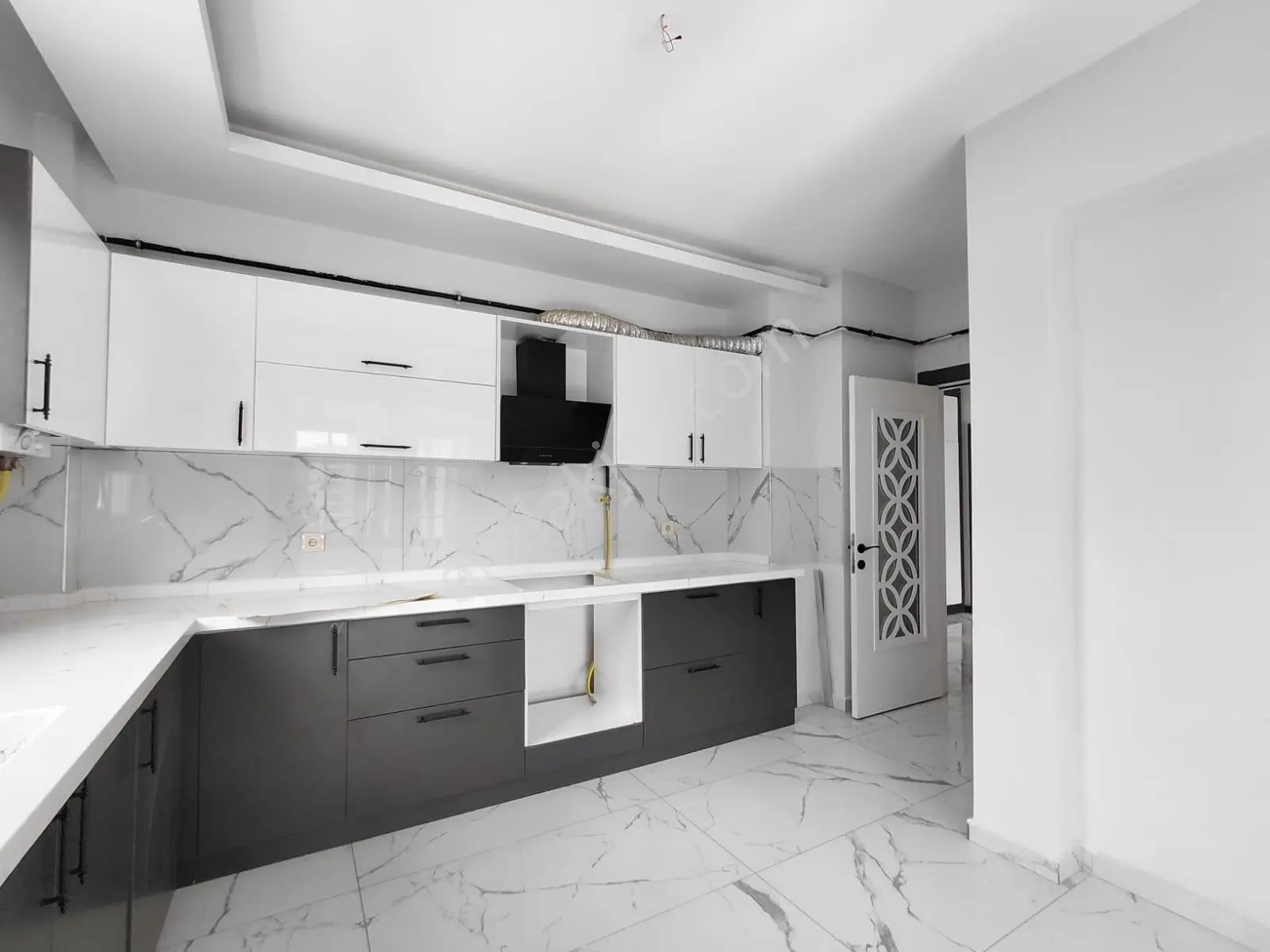 Erkilet Osmangazi'de 3+1 Ara Katta Yapılı Lüks Daire Fırsatı — fotoğraf 5