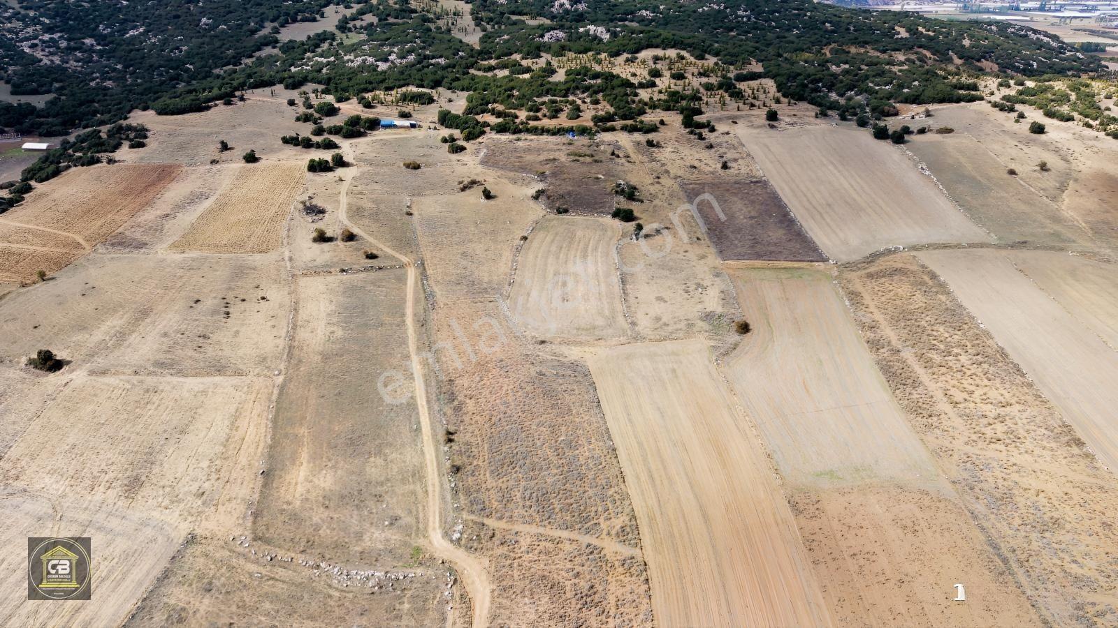 Baloğlu Gayrimenkul'den Kışla Mahallesinde 4.750m2 Satılık Arazi — fotoğraf 14