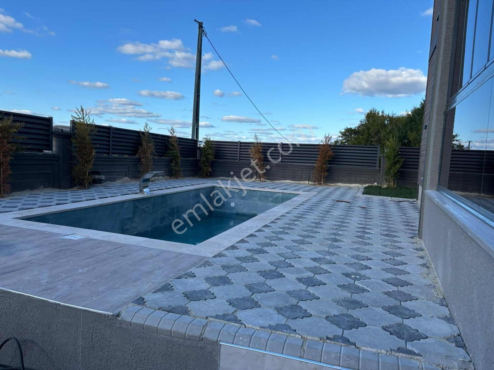 Deniz Manzaralı Yüzme Havuzlu Özel Dizayn Edilmiş 4+1 Villa — fotoğraf 3