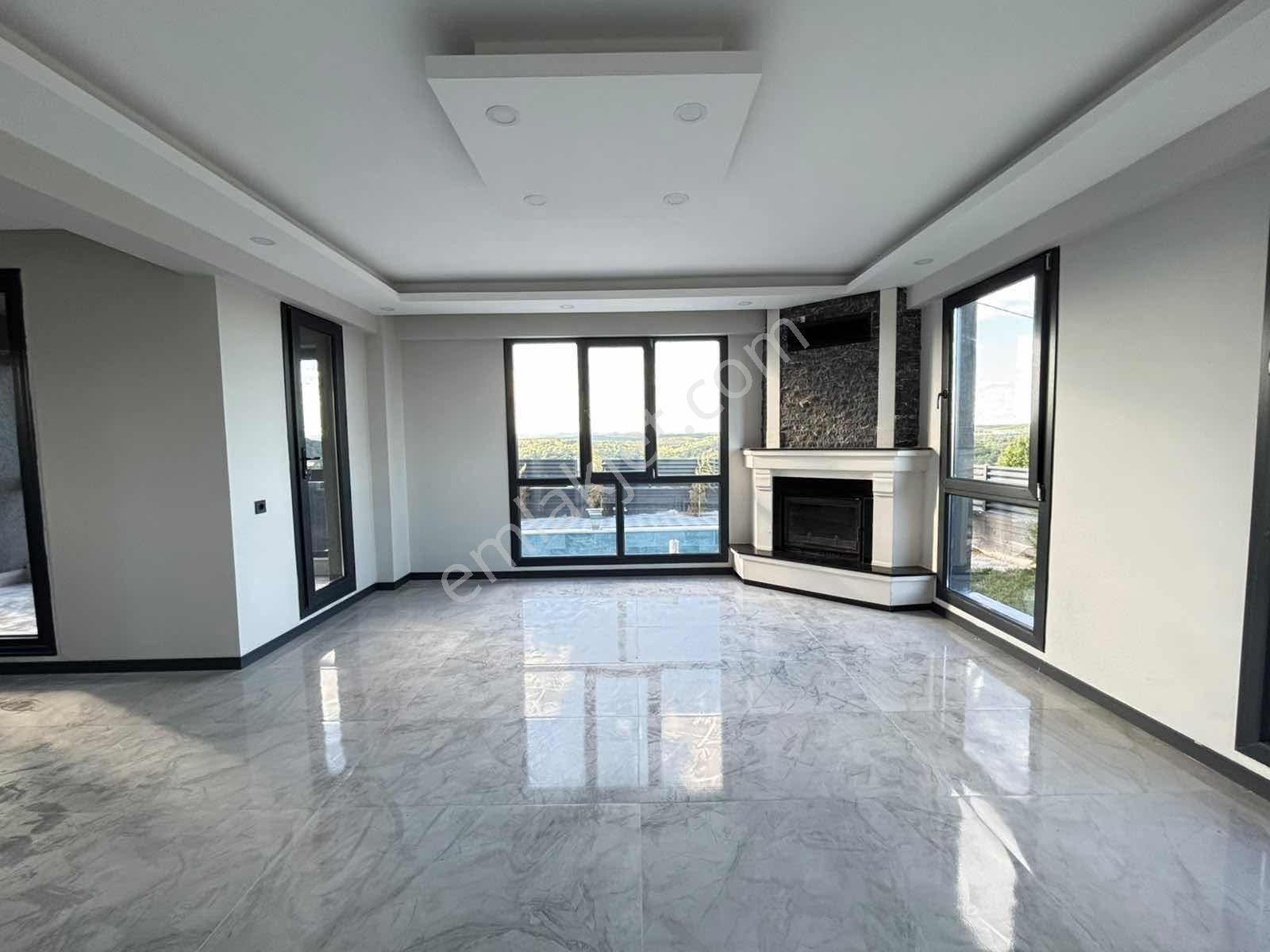 Deniz Manzaralı Yüzme Havuzlu Özel Dizayn Edilmiş 4+1 Villa — fotoğraf 5