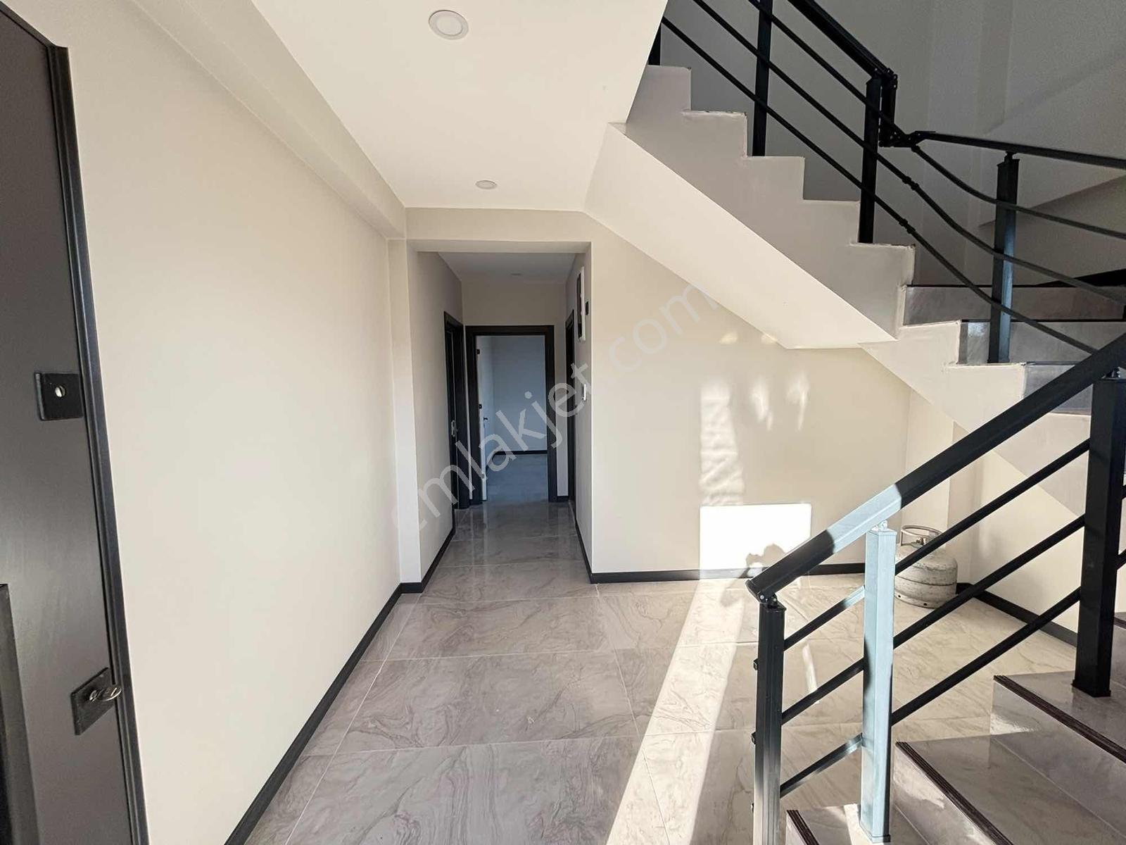 Deniz Manzaralı Yüzme Havuzlu Özel Dizayn Edilmiş 4+1 Villa — fotoğraf 14