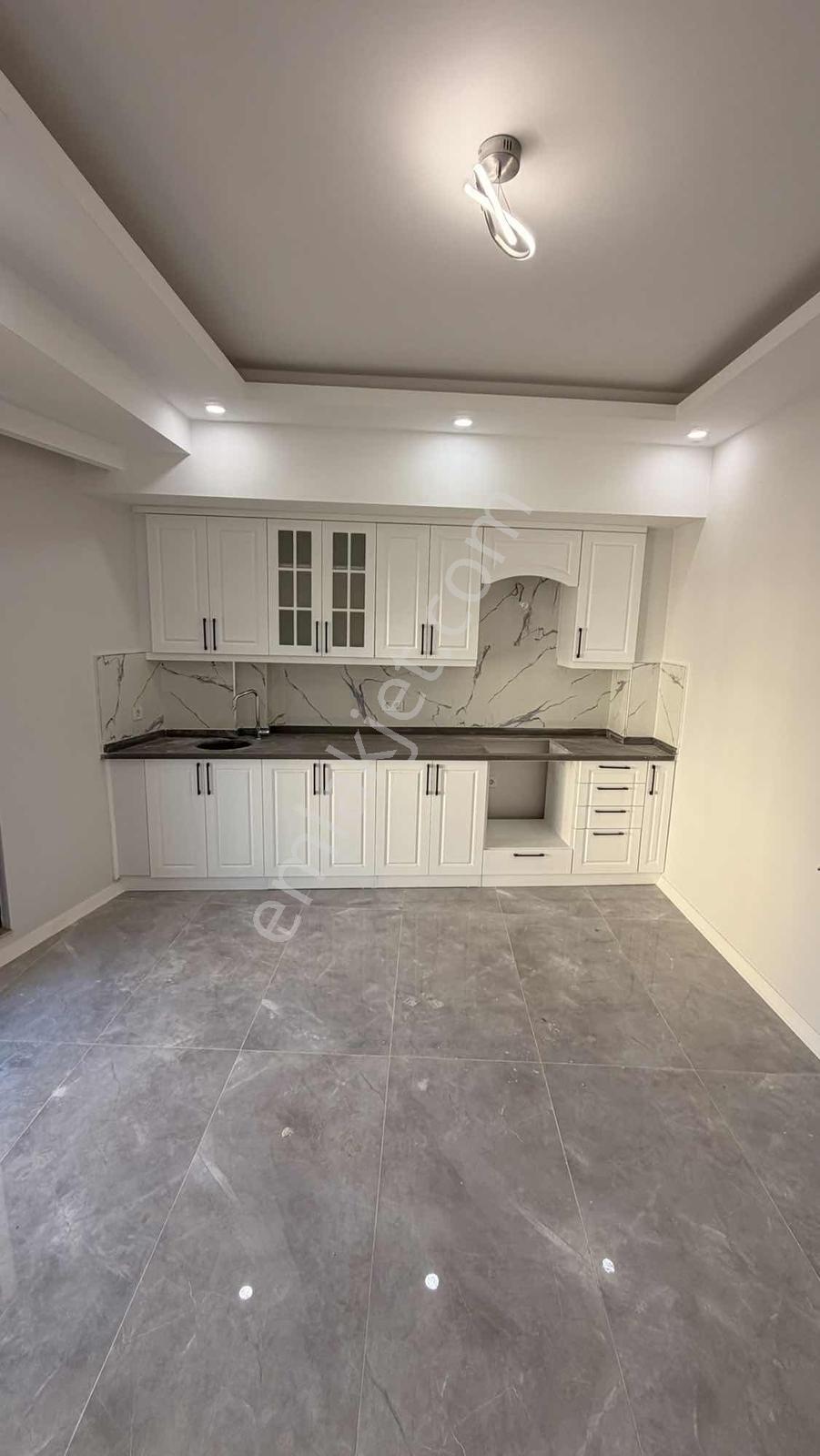 Kasaplarda Yüksek Giriş 1+1 Satılık Daire Tapu Masrafsız — fotoğraf 9