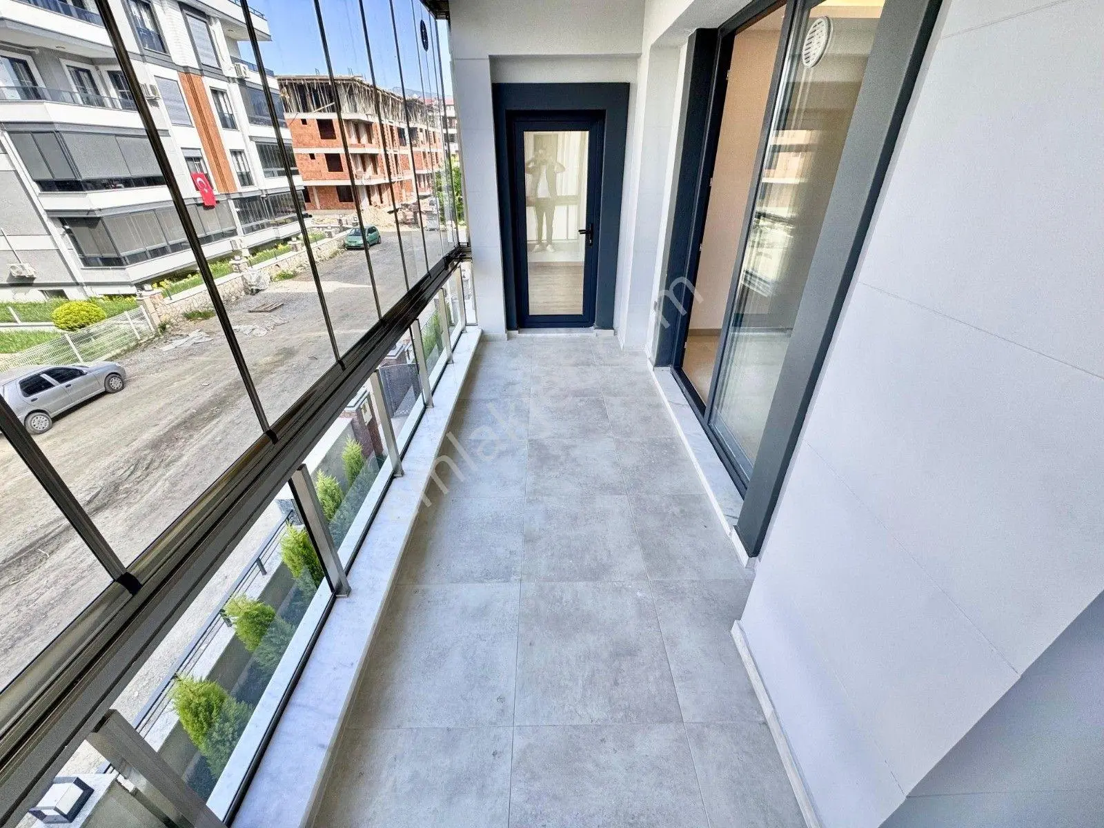 ⫸akçay Best Emlaktan⫷akçay'da Tasarım Harikası Eşsiz Ön Cephe Ayrı Mtfk Kapalı Otoparklı 2+1 Daire — fotoğraf 9